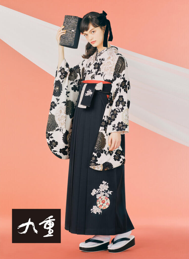 ベージュ黒系かっこいい袴